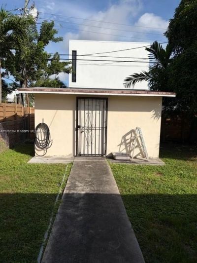1911 SW 23rd St, Miami, FL 33145 Photo