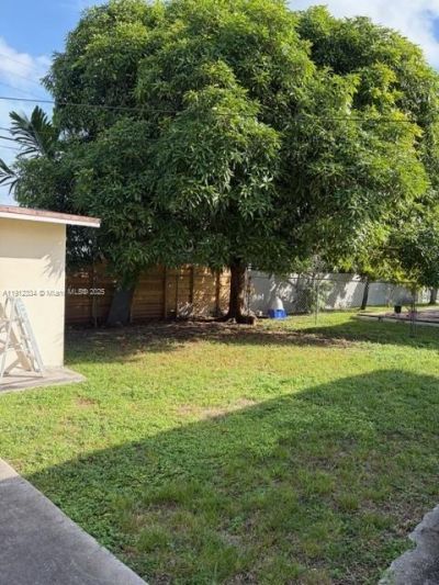 1911 SW 23rd St, Miami, FL 33145 Photo