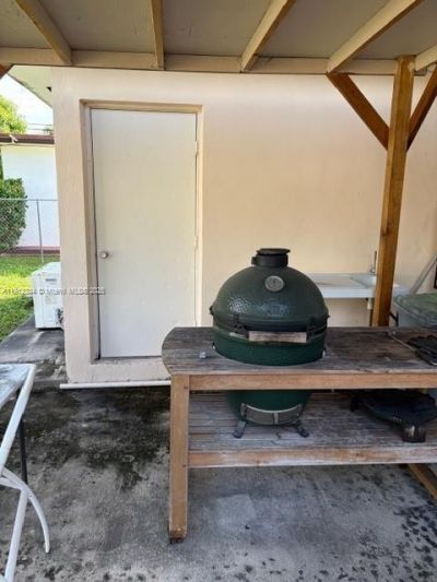 1911 SW 23rd St, Miami, FL 33145 Photo