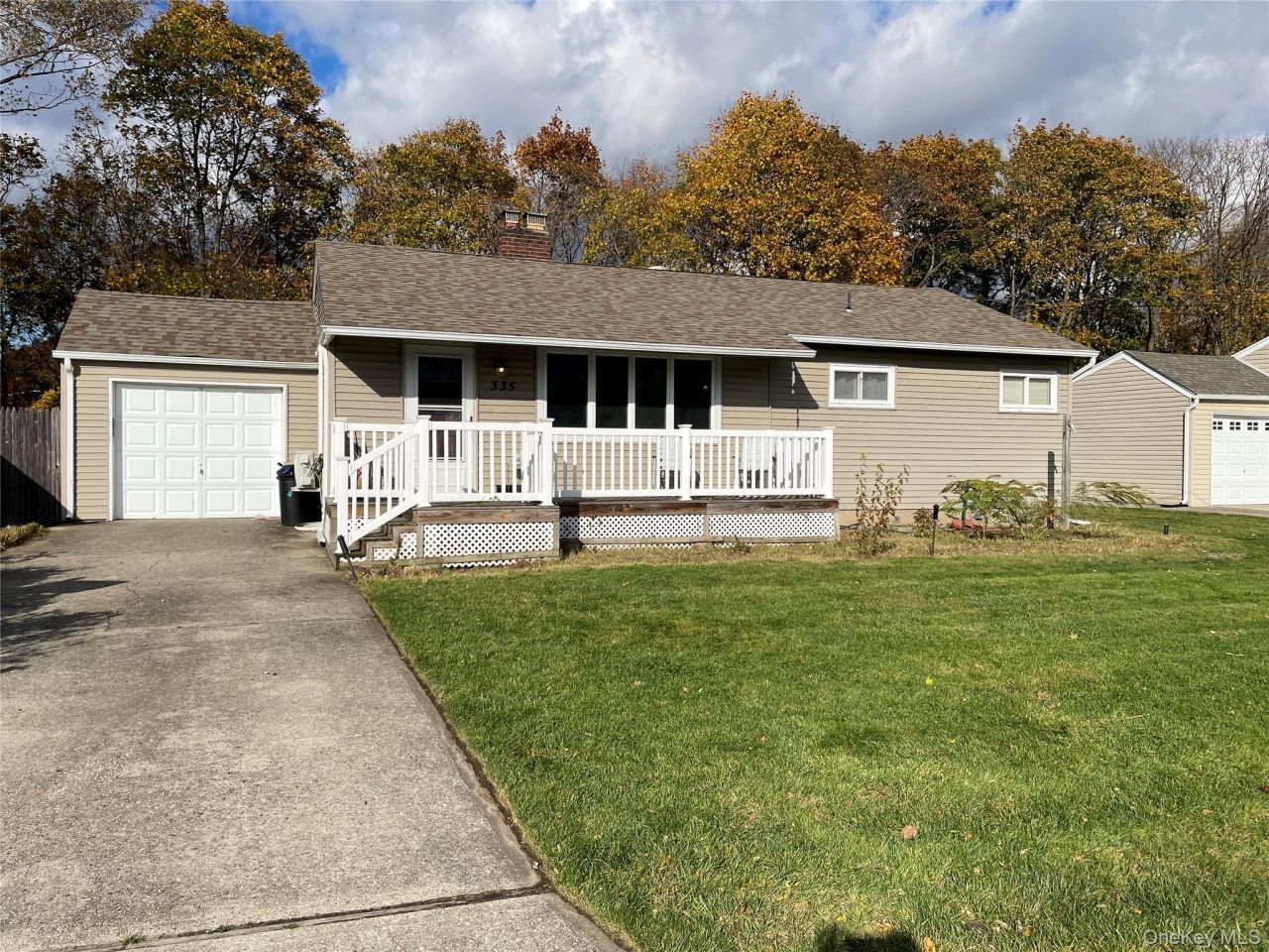 335 Alfred Street, North Babylon, NY 11703 Main Photo