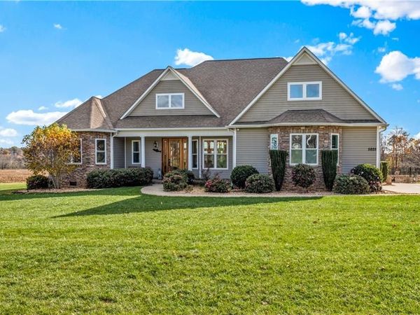 5828 Jordan Gate Drive, East Bend, NC 27018