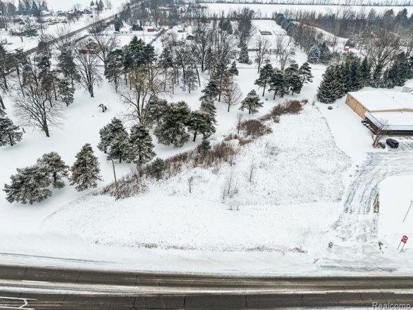 12502 W Corunna Road, Lennon Vlg, MI 48449