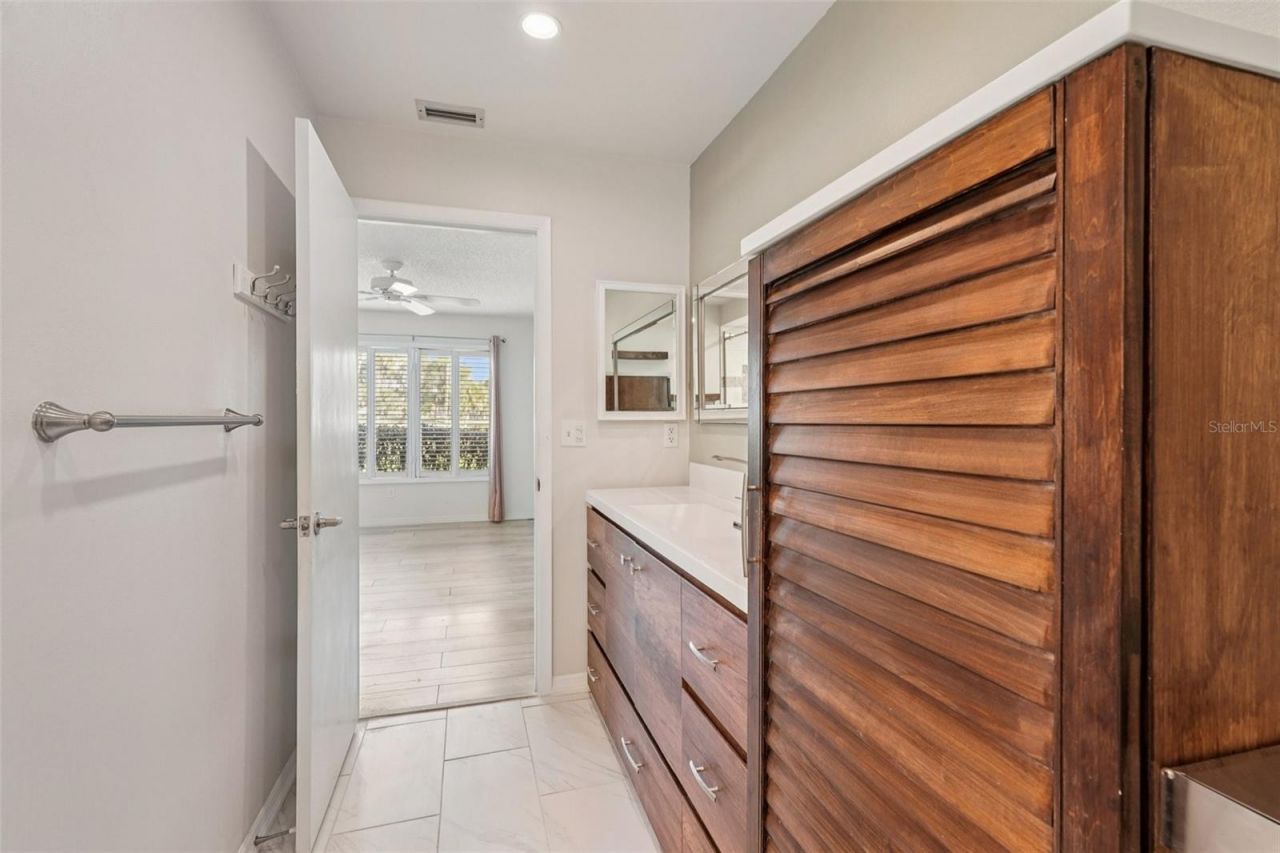 5755 Avista Drive, Unit 5755, Sarasota, FL 34243 Photo