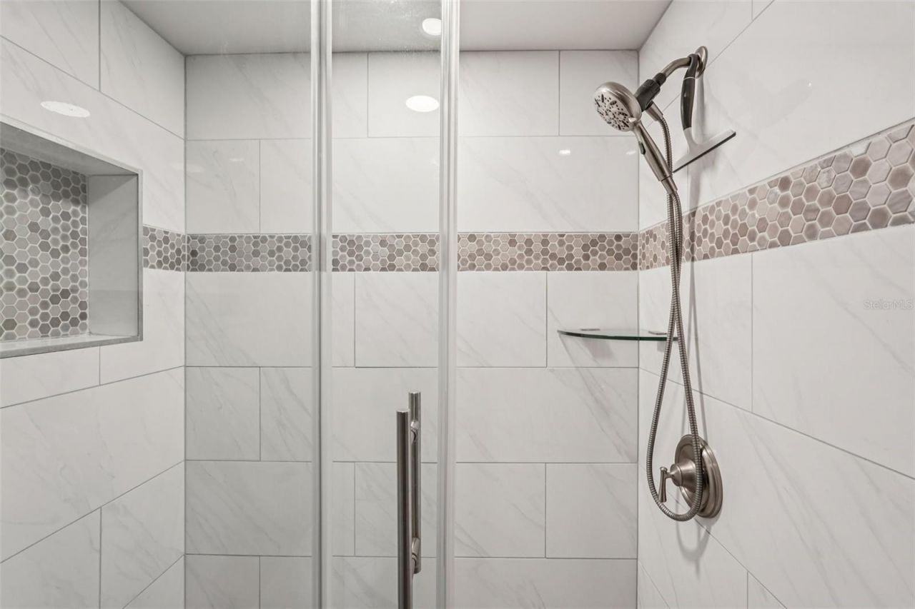 5755 Avista Drive, Unit 5755, Sarasota, FL 34243 Photo