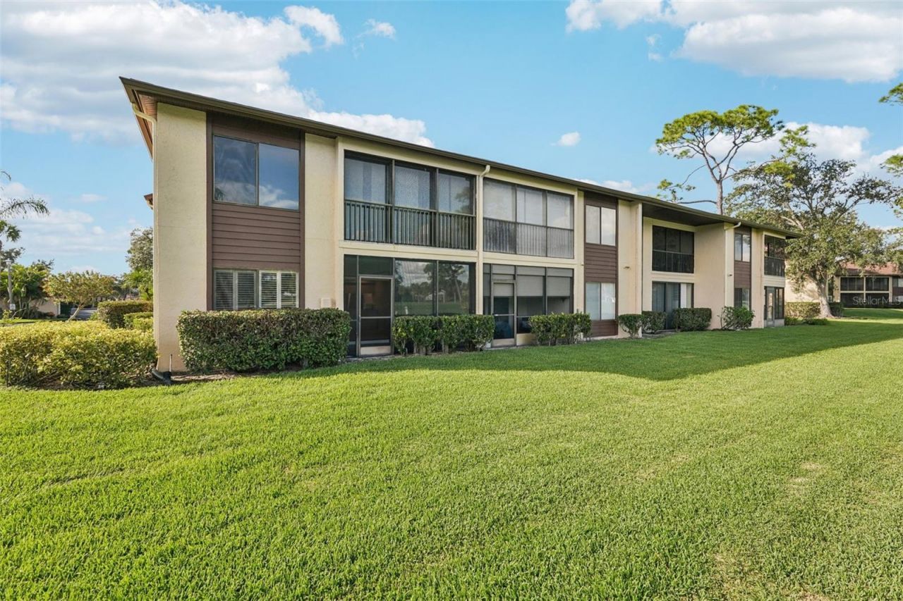 5755 Avista Drive, Unit 5755, Sarasota, FL 34243 Photo