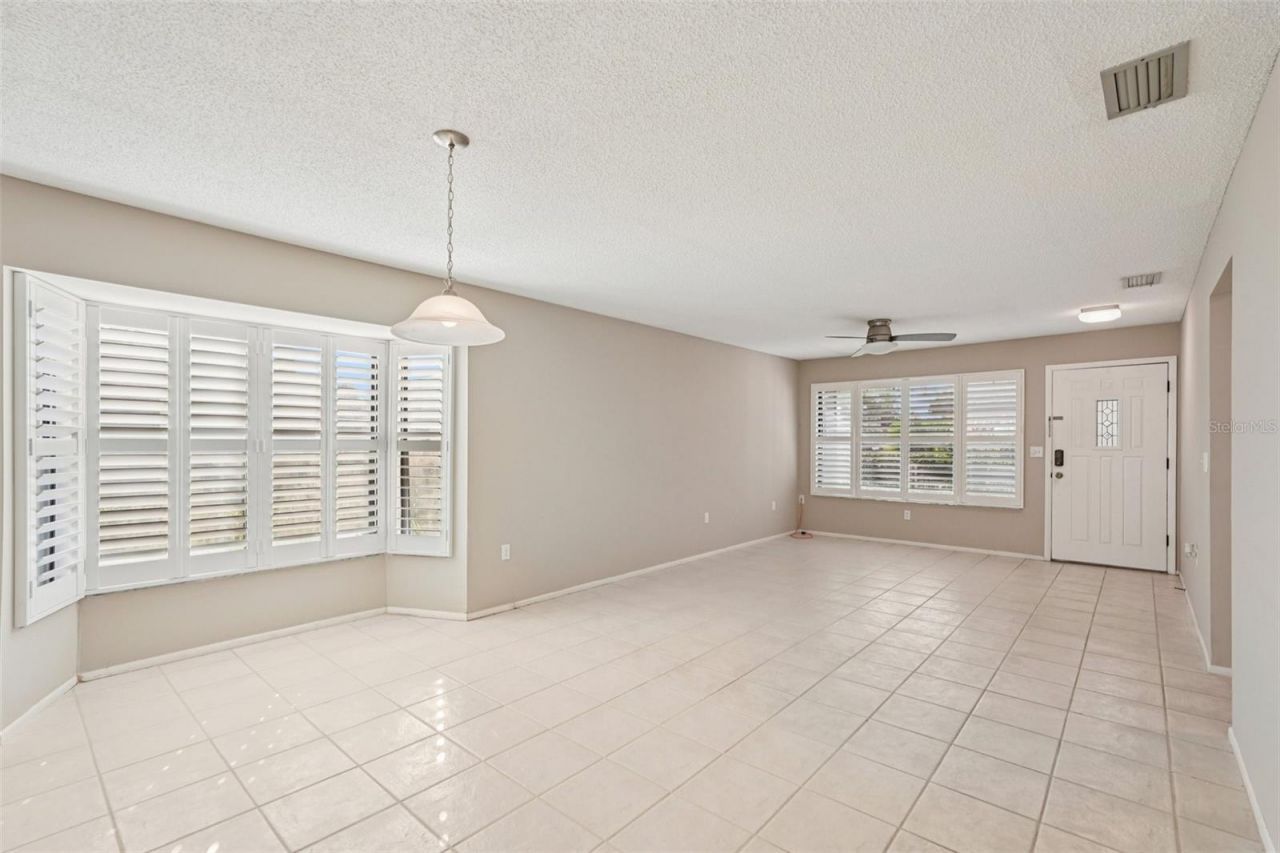 5755 Avista Drive, Unit 5755, Sarasota, FL 34243 Photo