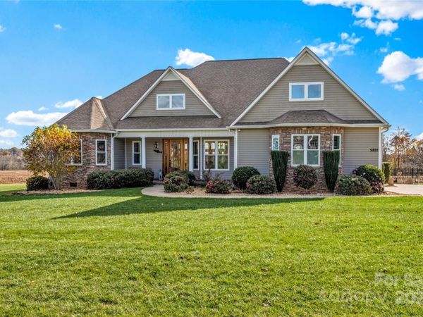 5828 Jordan Gate Drive, East Bend, NC 27018