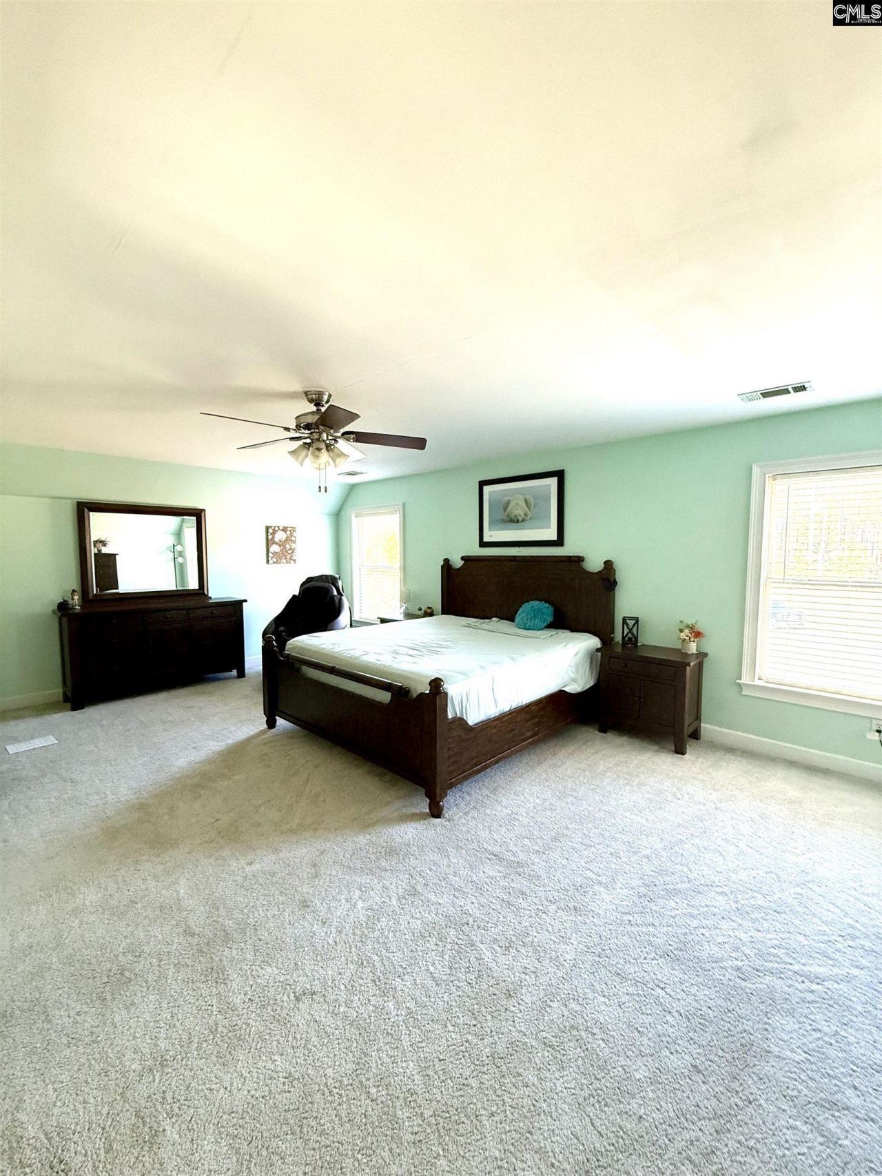 142 Sturkie Street Photo 10