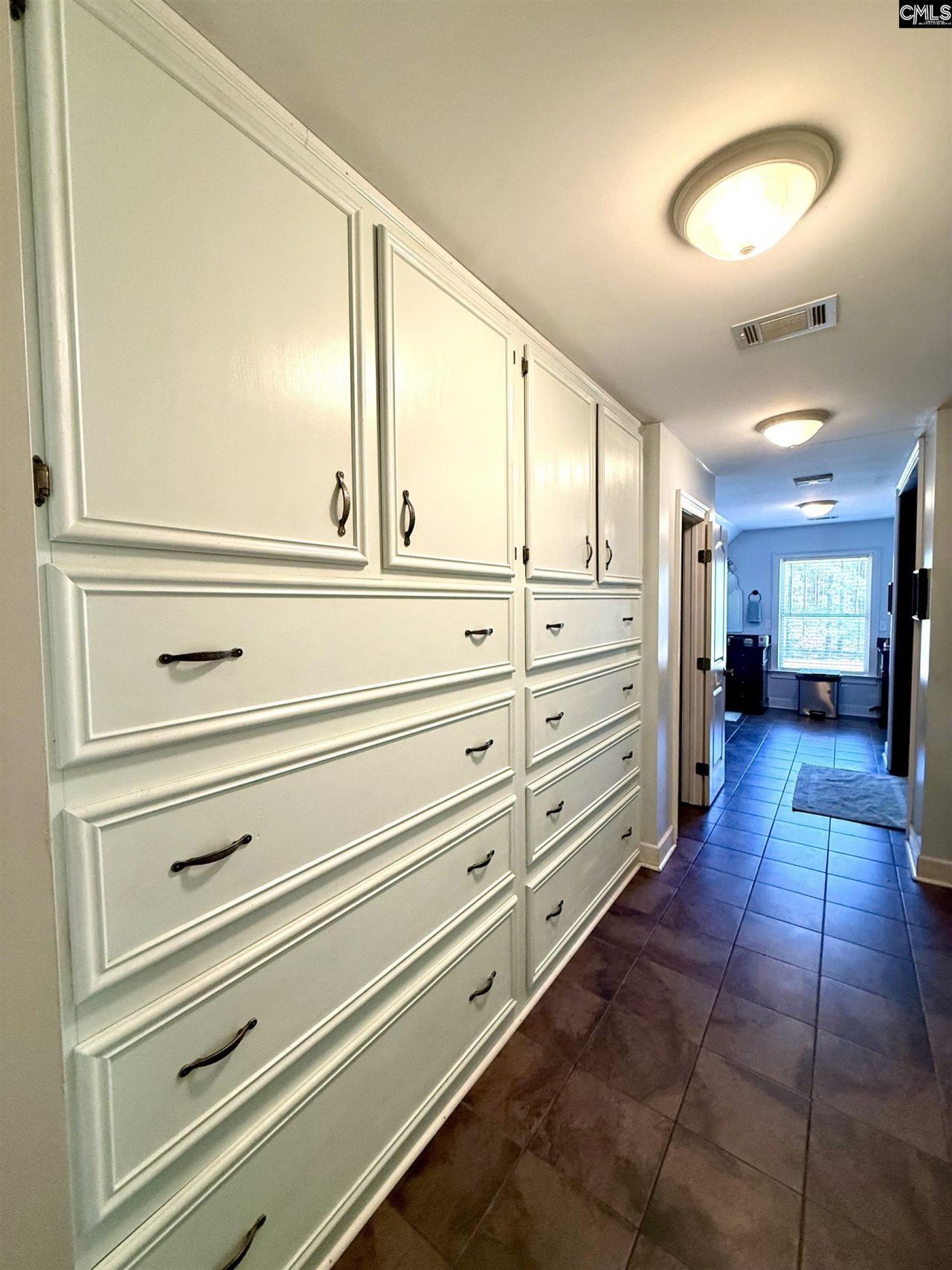 142 Sturkie Street Photo 14