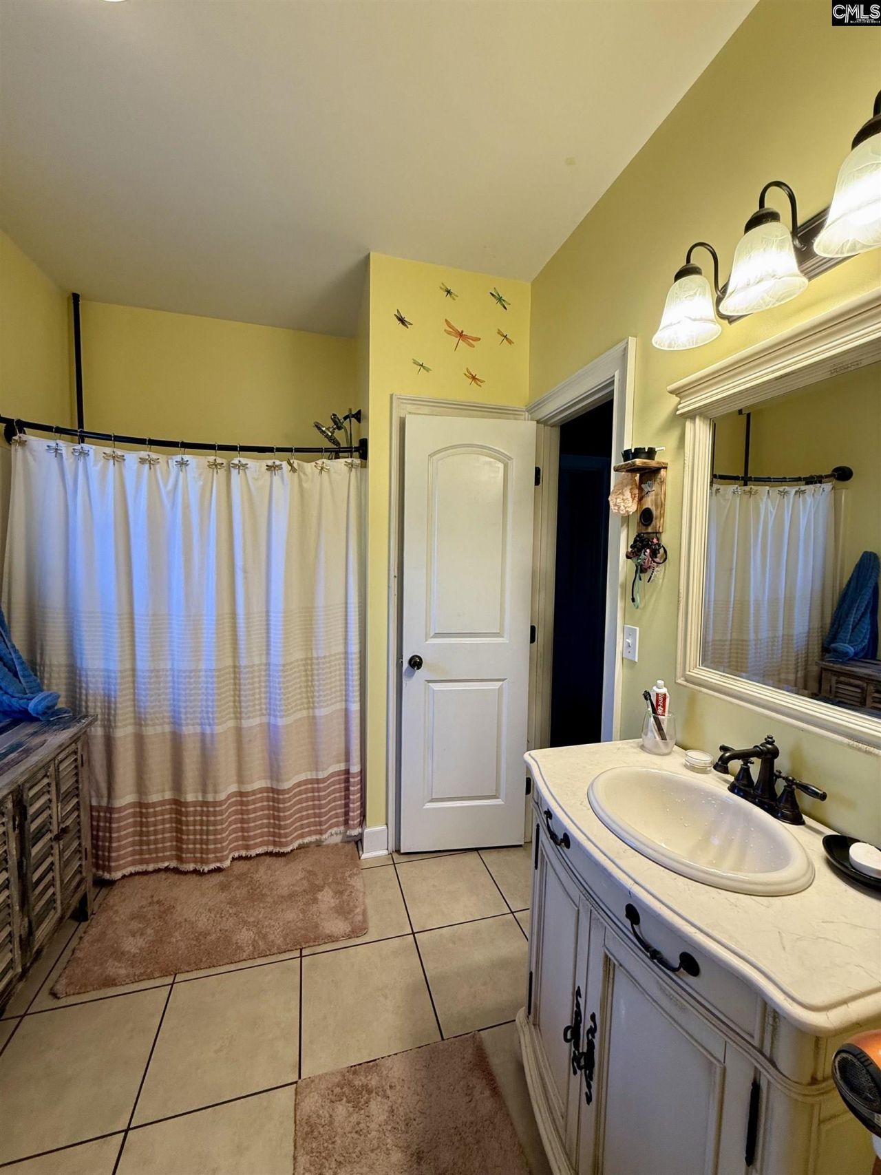 142 Sturkie Street Photo 19