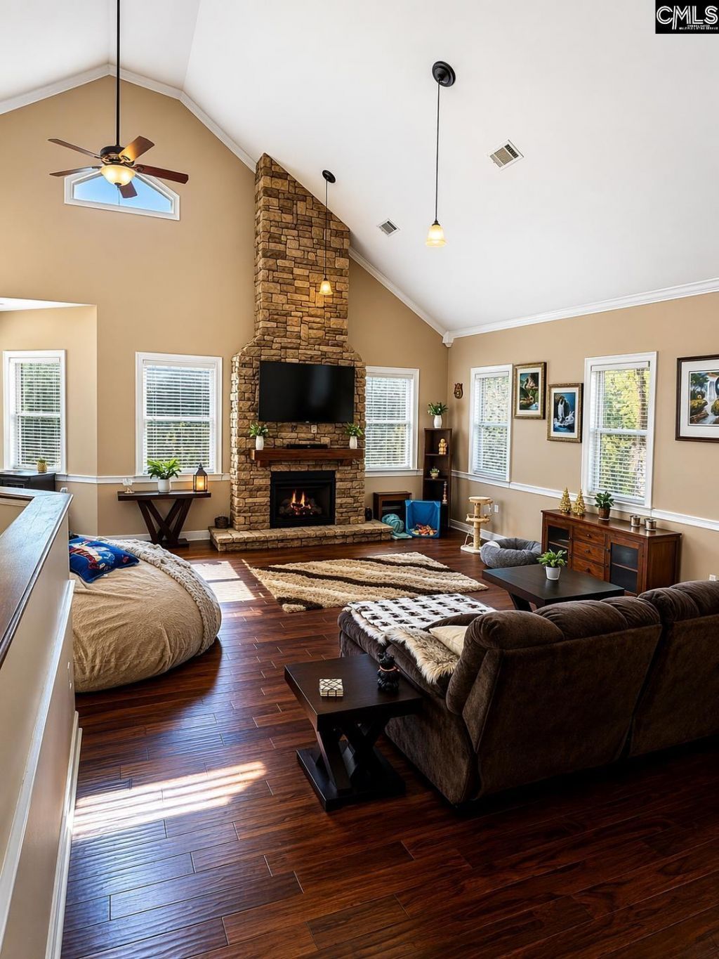 142 Sturkie Street Photo 6