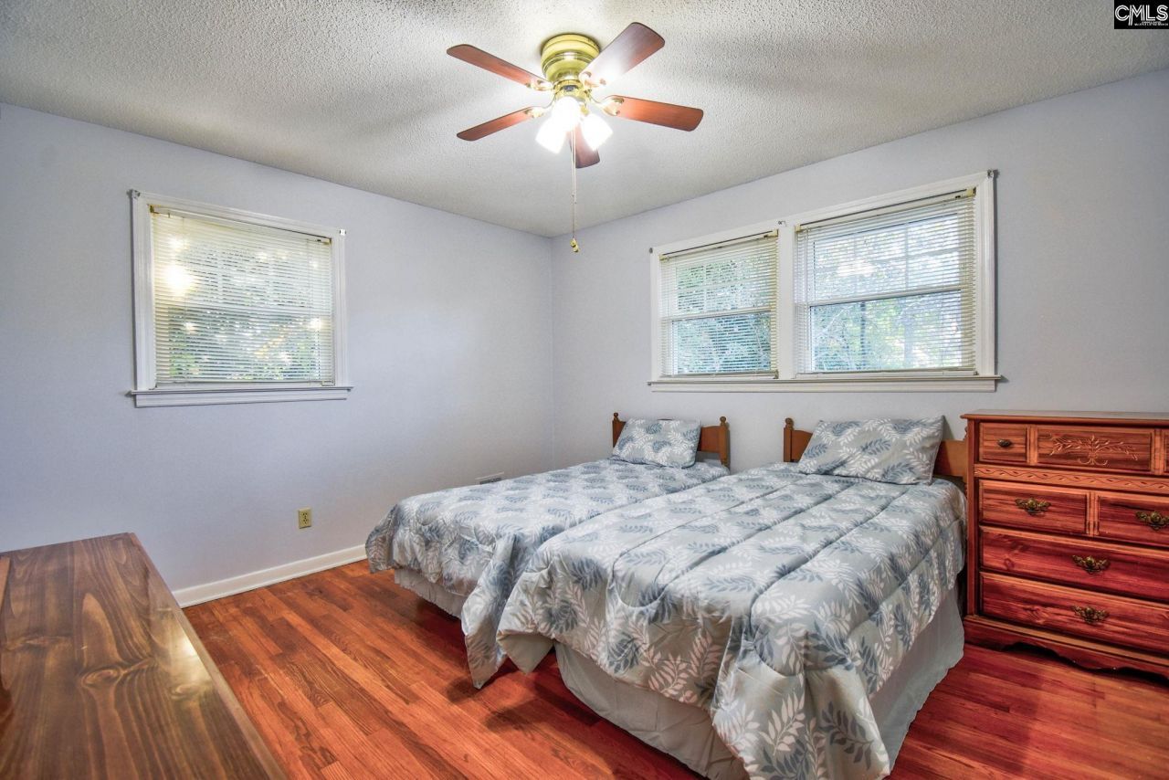 2008 Cheltenham Lane Photo 21