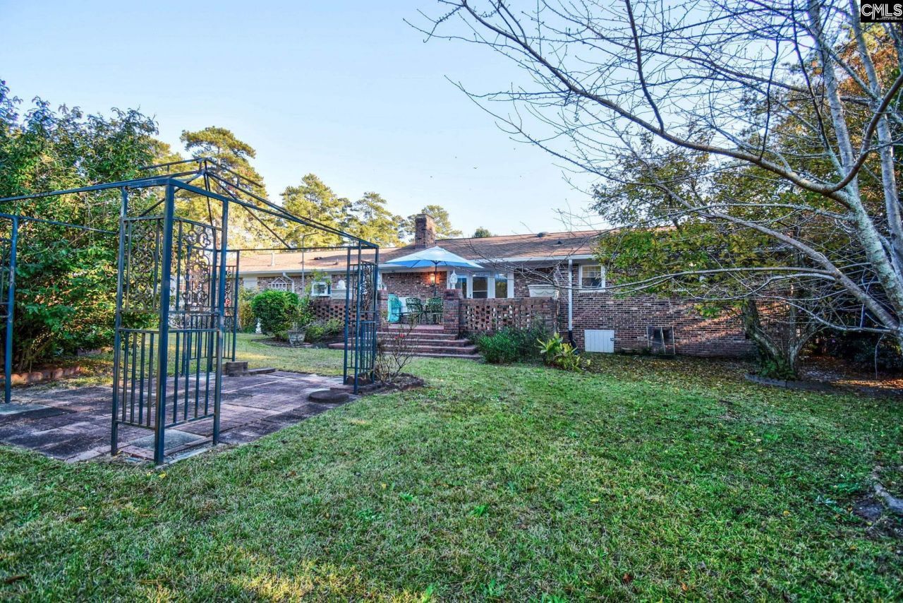 2008 Cheltenham Lane Photo 31