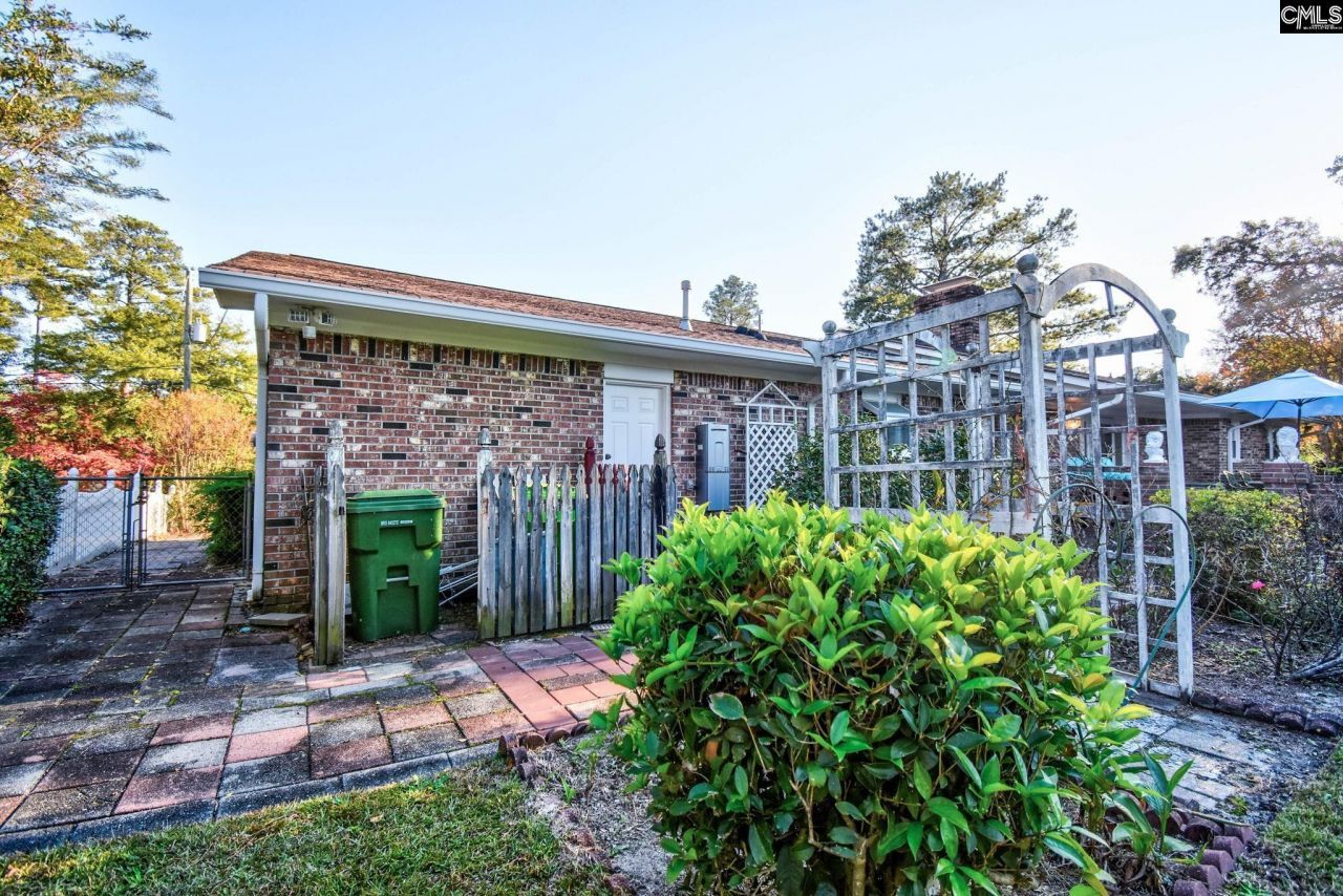 2008 Cheltenham Lane Photo 35