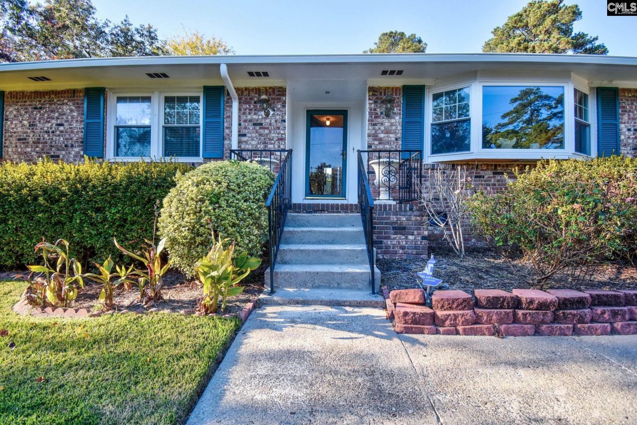 2008 Cheltenham Lane Photo 4