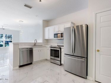 3526 TWISTED TREE Lane, Jacksonville, FL 32216