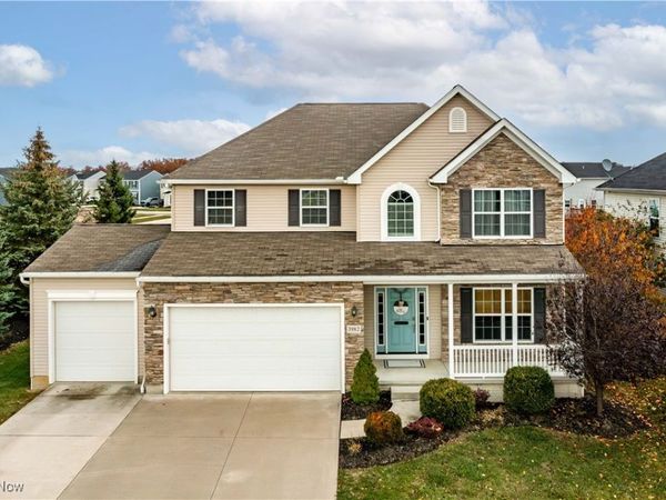 3982 Courtyard Drive, Lorain, OH 44053