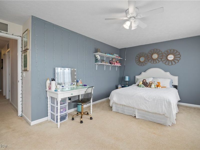 3982 Courtyard Drive, Lorain, OH 44053 Photo 35