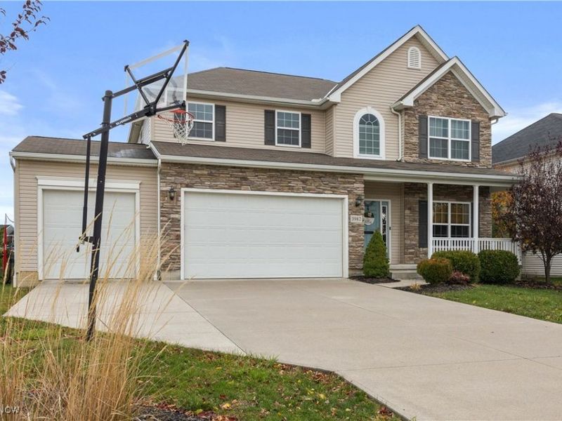 3982 Courtyard Drive, Lorain, OH 44053 Photo 4