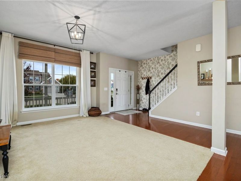 3982 Courtyard Drive, Lorain, OH 44053 Photo 7