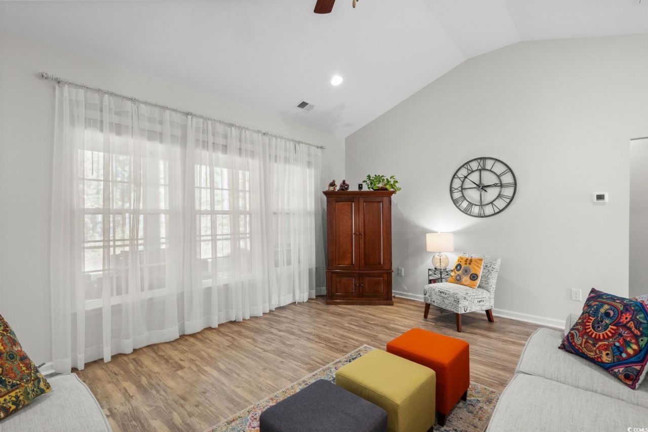 3808 Pitchers Pl. Photo 9