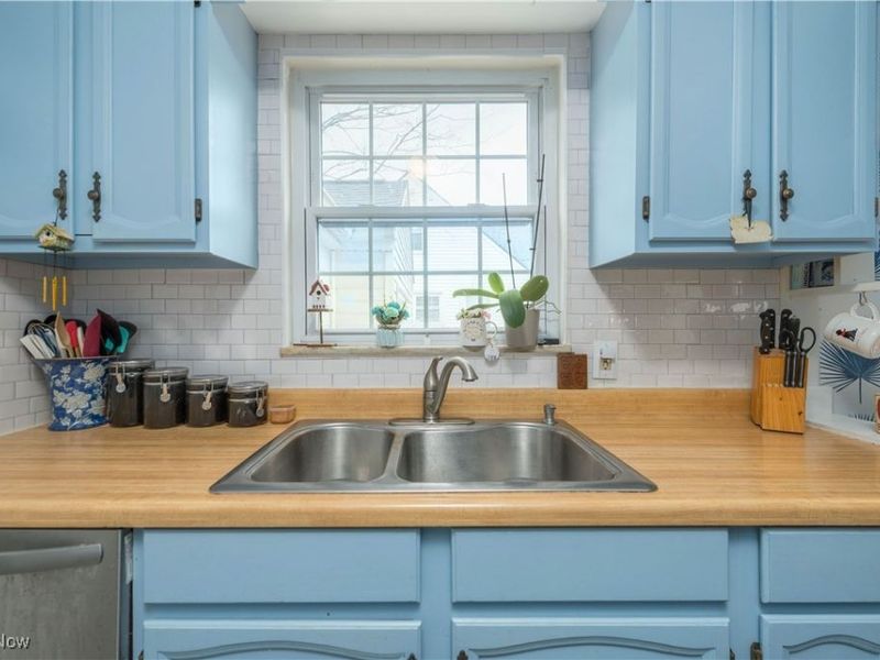 4210 W 217th Street, Cleveland, OH 44126 Photo 24