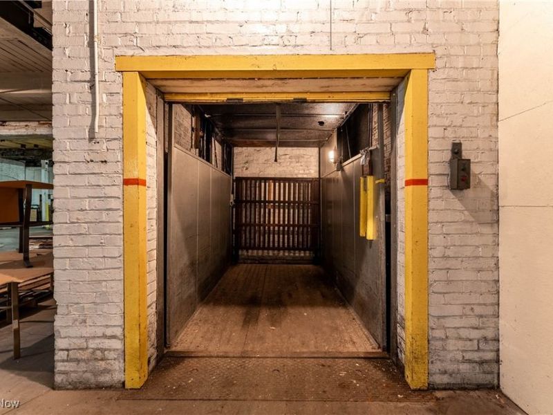 836 Savannah Avenue NE, Canton, OH 44704 Photo 22