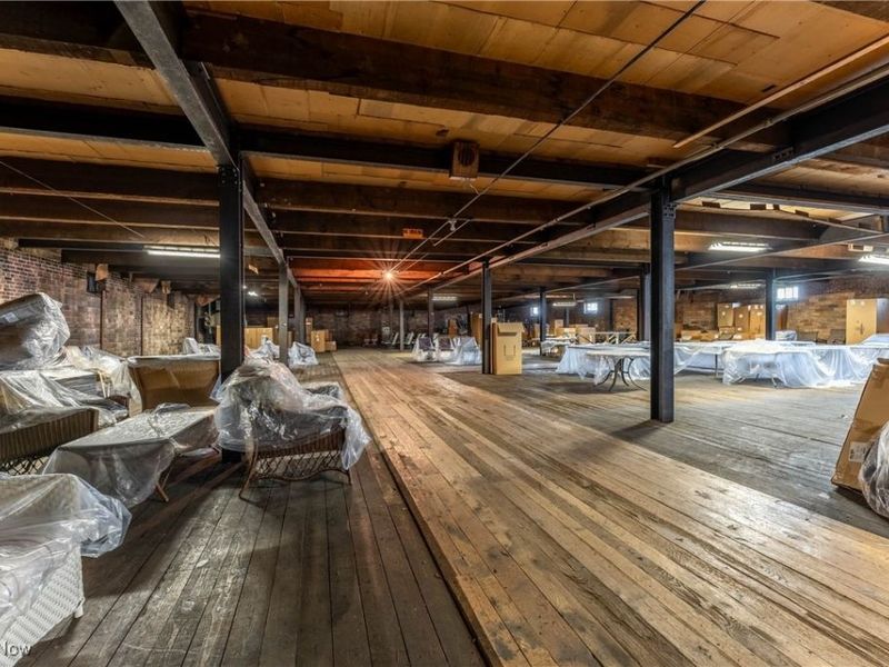 836 Savannah Avenue NE, Canton, OH 44704 Photo 32