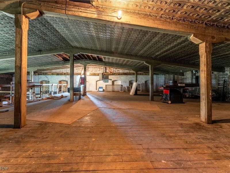 836 Savannah Avenue NE, Canton, OH 44704 Photo 39