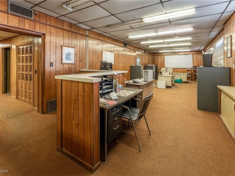 836 Savannah Avenue NE, Canton, OH 44704 Photo 8