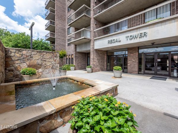 411 Regal Tower, Maryville, TN 37804