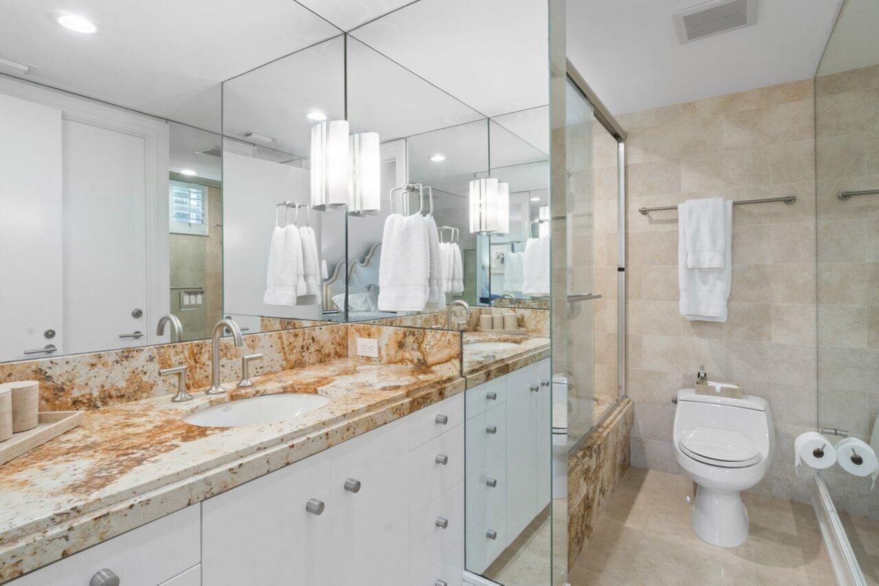 127 Peruvian Avenue, Unit 101, Palm Beach, FL 33480 Photo