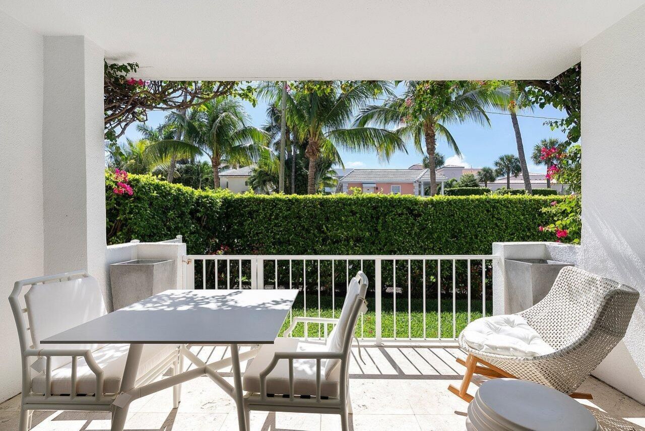 127 Peruvian Avenue, Unit 101, Palm Beach, FL 33480 Photo