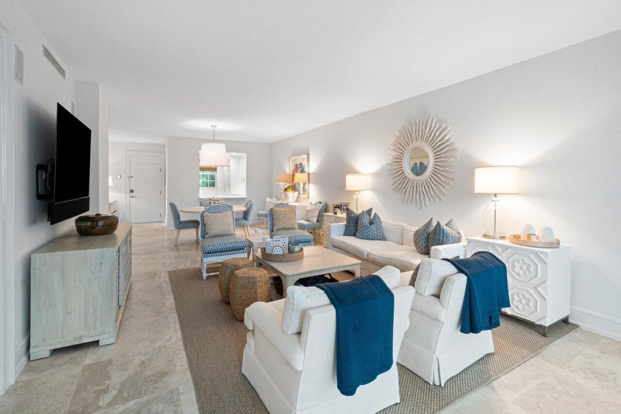 127 Peruvian Avenue, Unit 101, Palm Beach, FL 33480 Photo