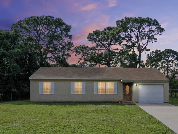 306 Brantley Street SE, Palm Bay, FL 32909