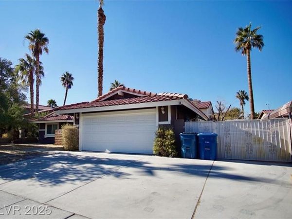 7393 Puritan Avenue, Las Vegas, NV 89123