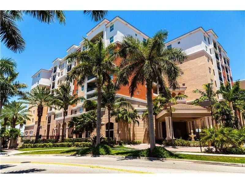 17150 N Bay Rd, Unit 2207, Sunny Isles Beach, FL 33160 Photo