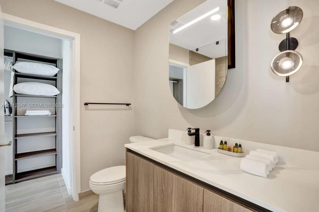 Please Call For Address, Unit 709, Miami Beach, FL 33141 Photo