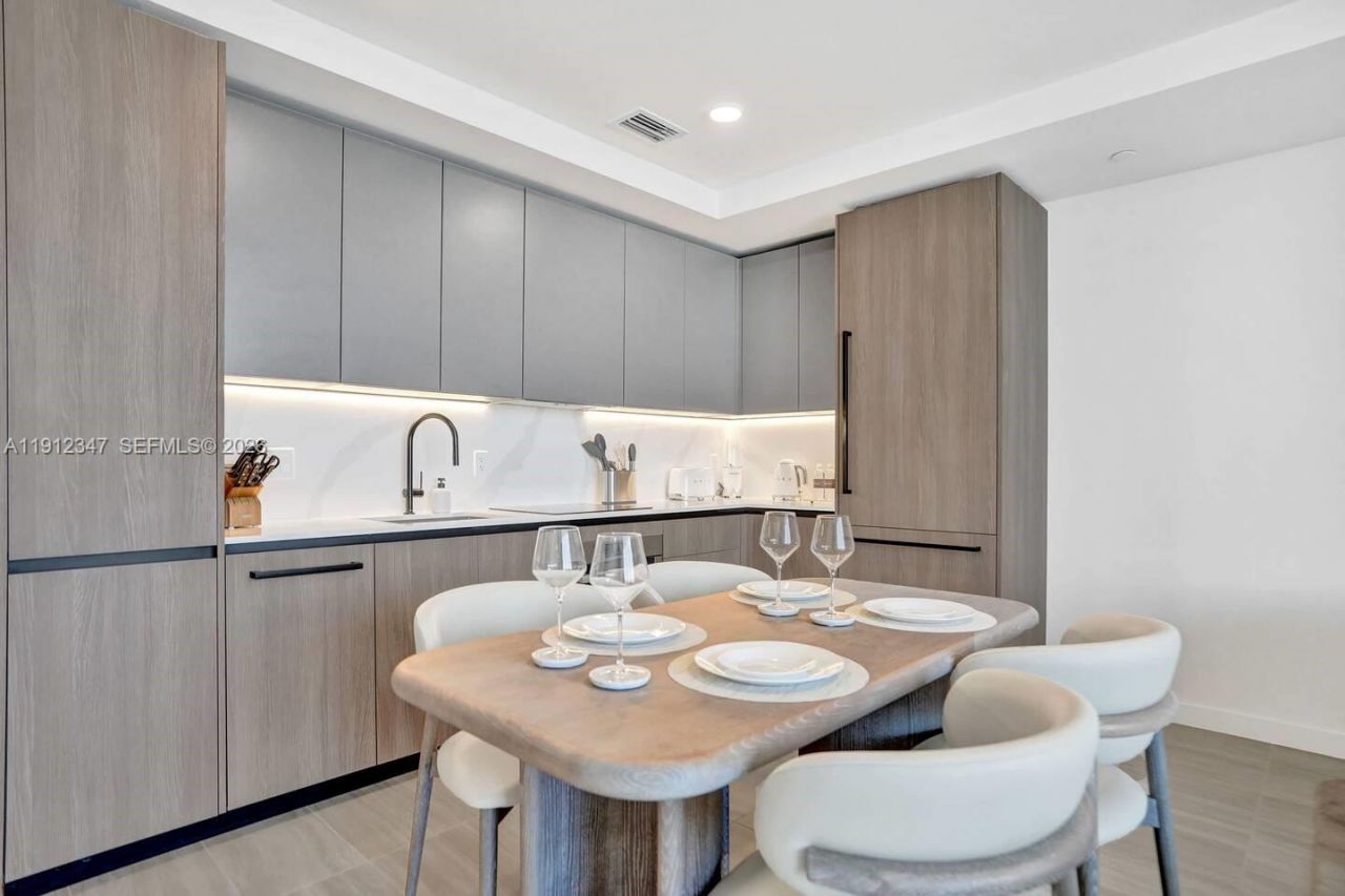Please Call For Address, Unit 709, Miami Beach, FL 33141 Photo