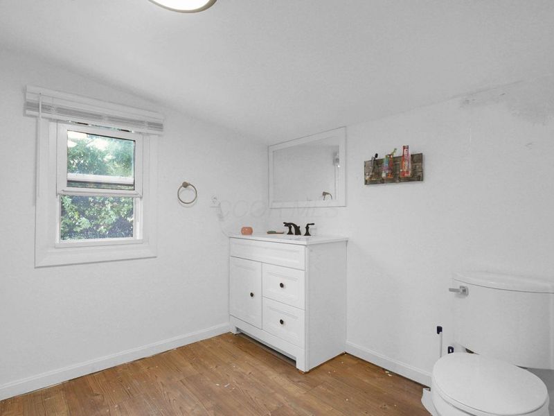 301 N Main Street , Pleasantville, OH 43148 Photo 16