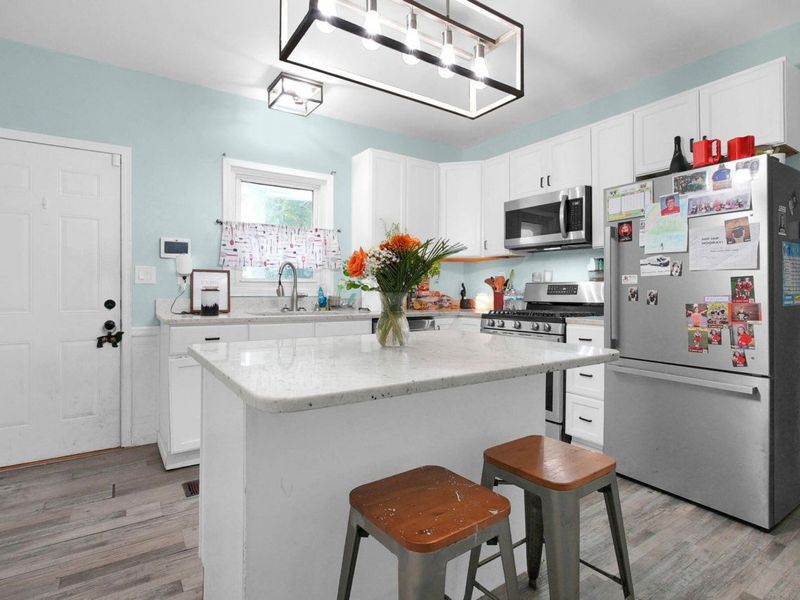 301 N Main Street , Pleasantville, OH 43148 Photo 7