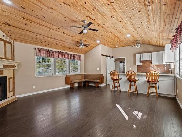 105 Reich Street, Bonham, TX 75418