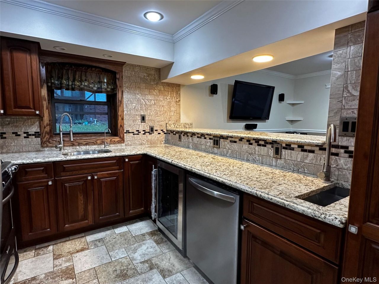 128 Bailey Court, Unit 128, Middle Island, NY 11953 Main Photo