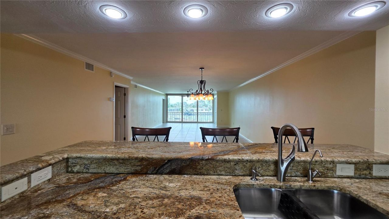 9604 Cortez Road W, Unit 213, Bradenton, FL 34210 Photo