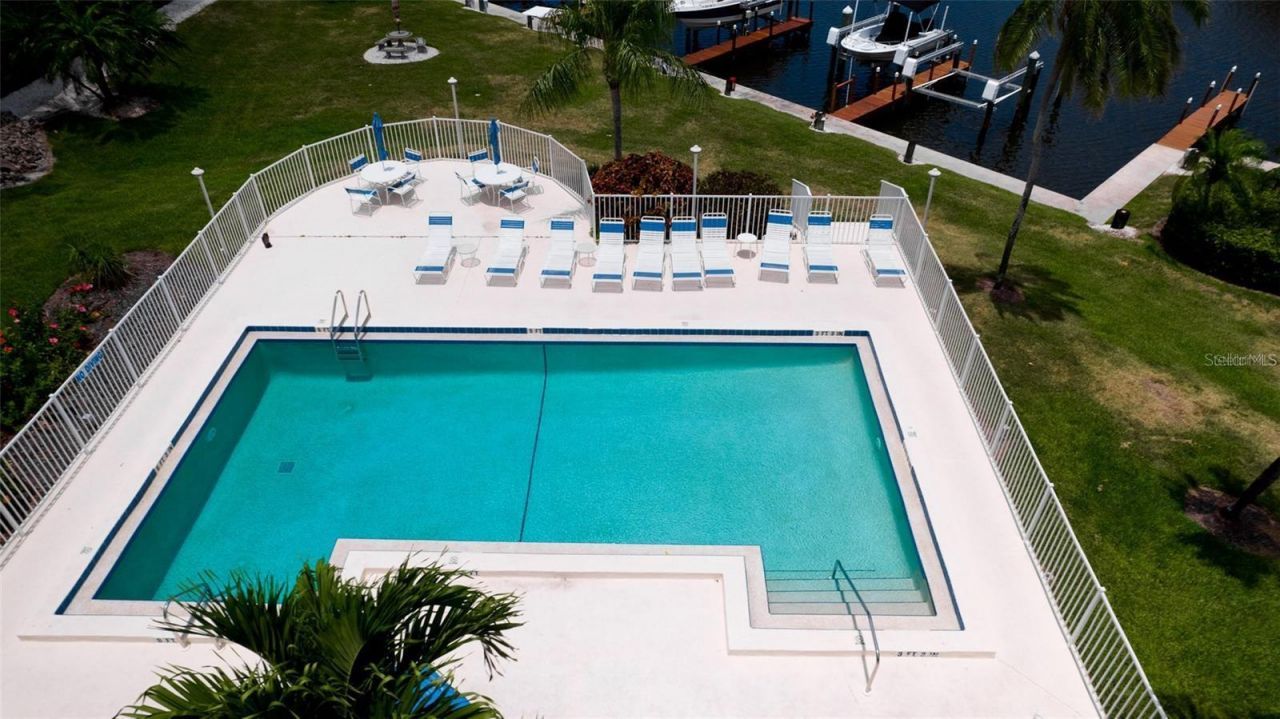 9604 Cortez Road W, Unit 213, Bradenton, FL 34210 Photo