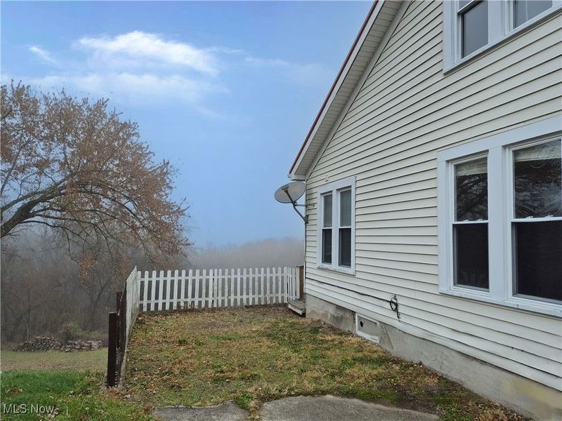 138 Steubenville Street, Bloomingdale, OH 43910 Photo 2