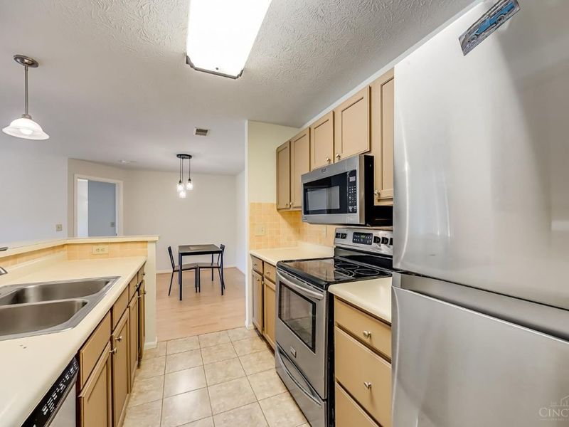 120 Carrington Lane, Unit 208, Loveland, OH 45140 Photo 15