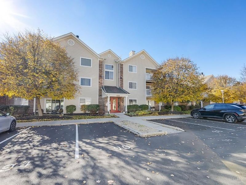 120 Carrington Lane, Unit 208, Loveland, OH 45140 Photo 3