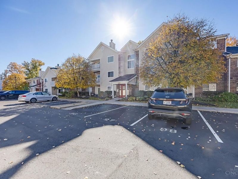 120 Carrington Lane, Unit 208, Loveland, OH 45140 Photo 4