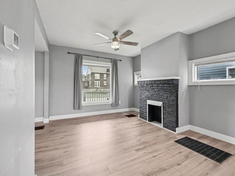 1025 Howard . , Columbus, OH 43201 Photo 13